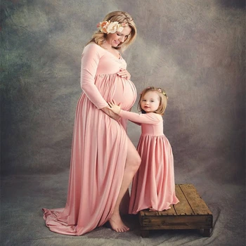 Vienspalvės motinos ir dukros fotografijos suknelės nėščiosioms Seksuali motinystės foto suknelė Ilgas nėštumas Fotografavimo chalatai - Nuotrauka 1  